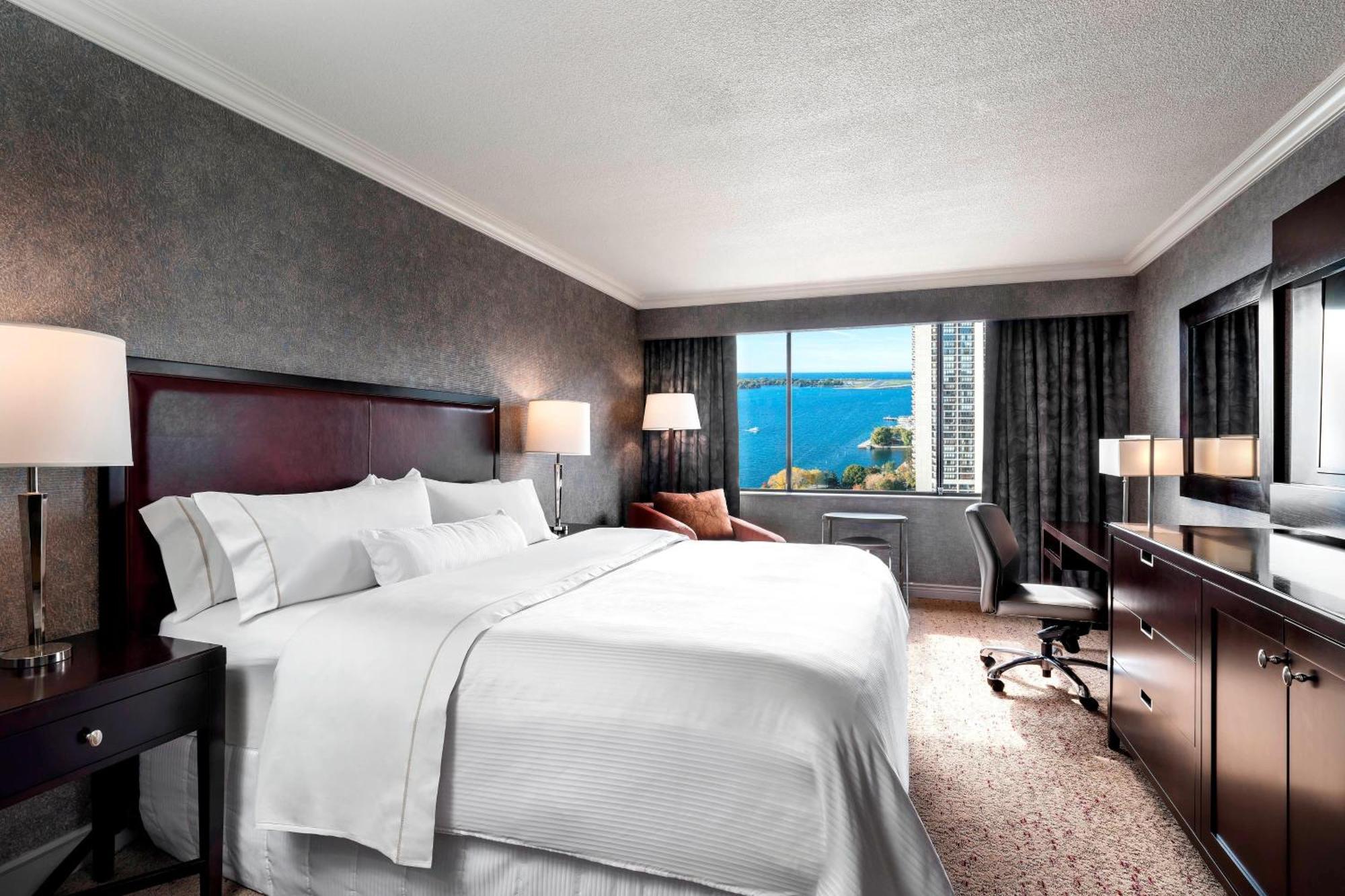 The Westin Harbour Castle, Toronto Hotel Exterior photo