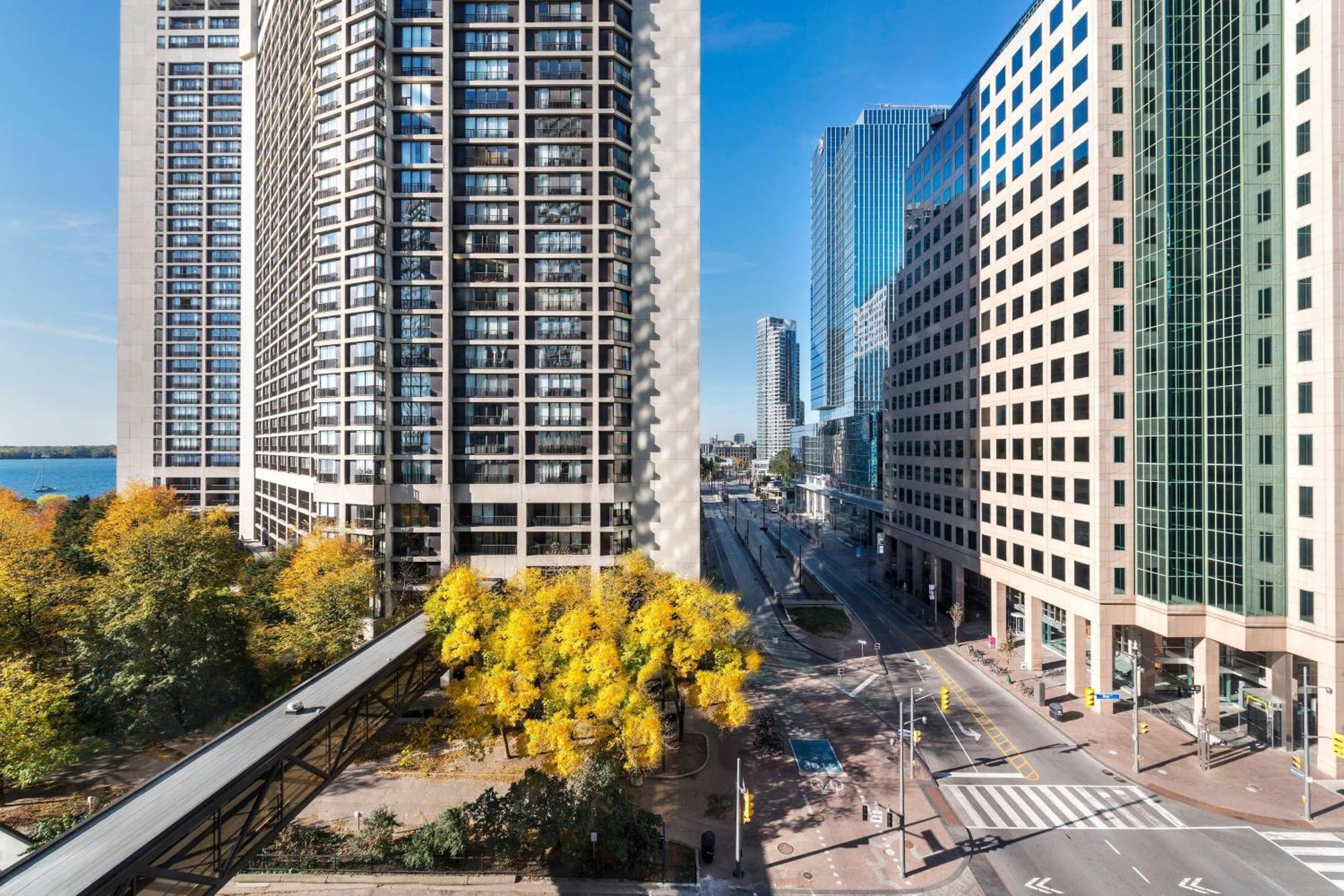 The Westin Harbour Castle, Toronto Hotel Exterior photo