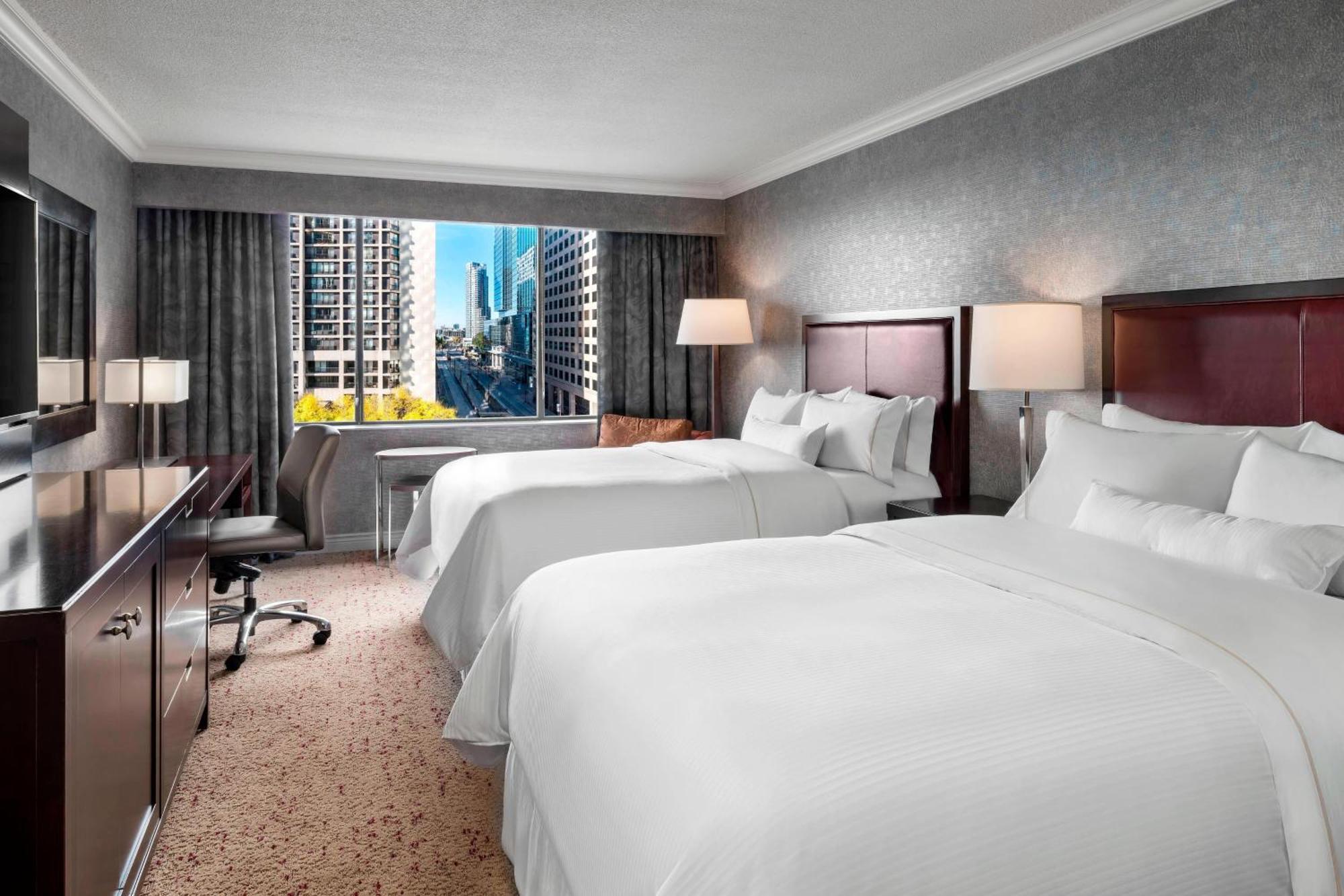 The Westin Harbour Castle, Toronto Hotel Exterior photo